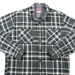 Wrangler Mens S Green Plaid Long Sleeve Button Down Collared Flannel Shirt